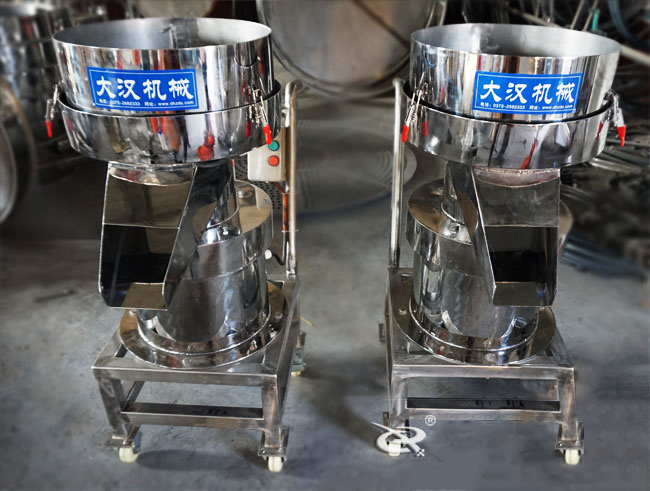 450型過濾篩機實拍：單層過濾篩過濾，多用于液體物料的使用。